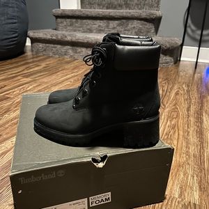 NEW/NIB: Timberland Kinsley 6 inch waterproof Boot Boack Nubuck